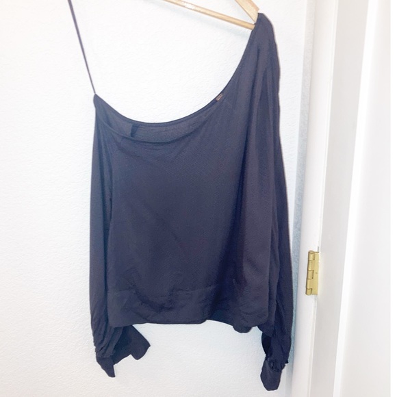 FREE PEOPLE Justina Single Shoulder Blouse Charcoal Blue Grey SZ: Medium - Picture 2 of 11